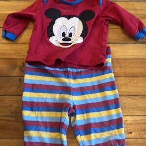 2/8$ Red Mickey Mouse Pajama Set vintage